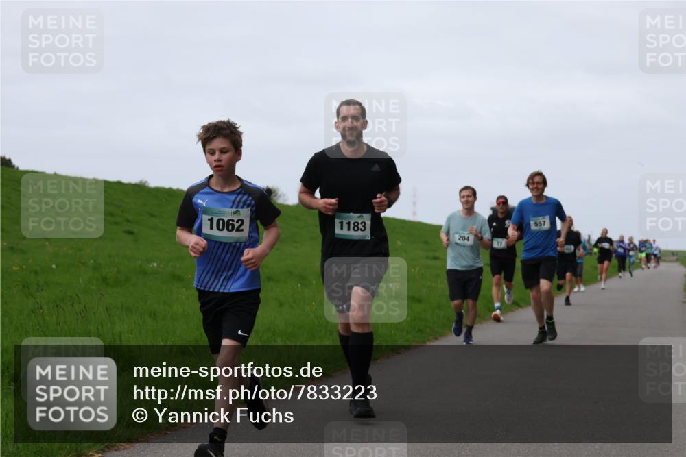 04.05.2025 - 8. Wedeler Halbmarathon Yannick Fuchs http://msf.ph/oto/7833223 04.05.2025 11:21:42 Laufen 1062, 1183, 557, 204 meine-sportfotos.de