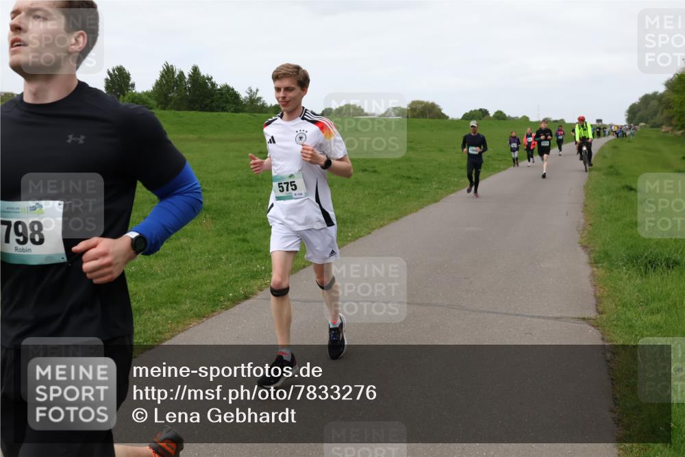 04.05.2025 - 8. Wedeler Halbmarathon Lena Gebhardt http://msf.ph/oto/7833276 04.05.2025 11:21:53 Laufen 798, 575, 128 meine-sportfotos.de