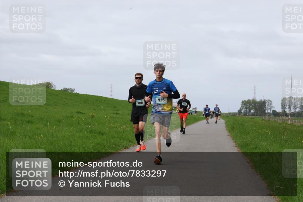 04.05.2025 - 8. Wedeler Halbmarathon Yannick Fuchs http://msf.ph/oto/7833297 04.05.2025 11:42:13 Laufen 786, 17, 925 meine-sportfotos.de