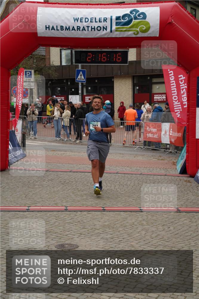 04.05.2025 - 8. Wedeler Halbmarathon Felixshl http://msf.ph/oto/7833337 04.05.2025 12:16:14 Ziel 797 meine-sportfotos.de