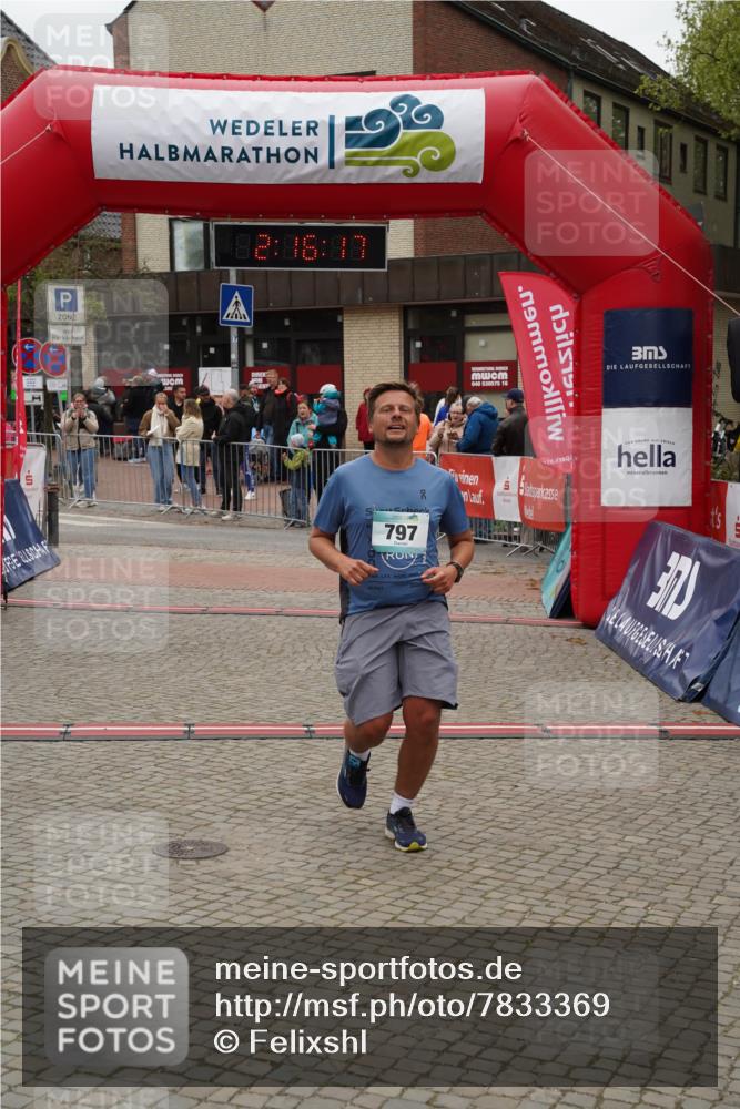 04.05.2025 - 8. Wedeler Halbmarathon Felixshl http://msf.ph/oto/7833369 04.05.2025 12:16:15 Ziel 797 meine-sportfotos.de