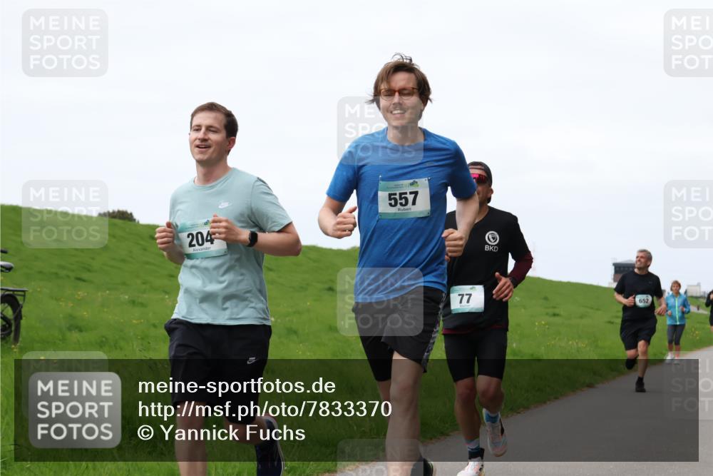 04.05.2025 - 8. Wedeler Halbmarathon Yannick Fuchs http://msf.ph/oto/7833370 04.05.2025 11:21:46 Laufen 204, 557, 77, 652 meine-sportfotos.de