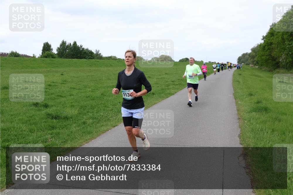 04.05.2025 - 8. Wedeler Halbmarathon Lena Gebhardt http://msf.ph/oto/7833384 04.05.2025 11:22:05 Laufen 113, 656 meine-sportfotos.de
