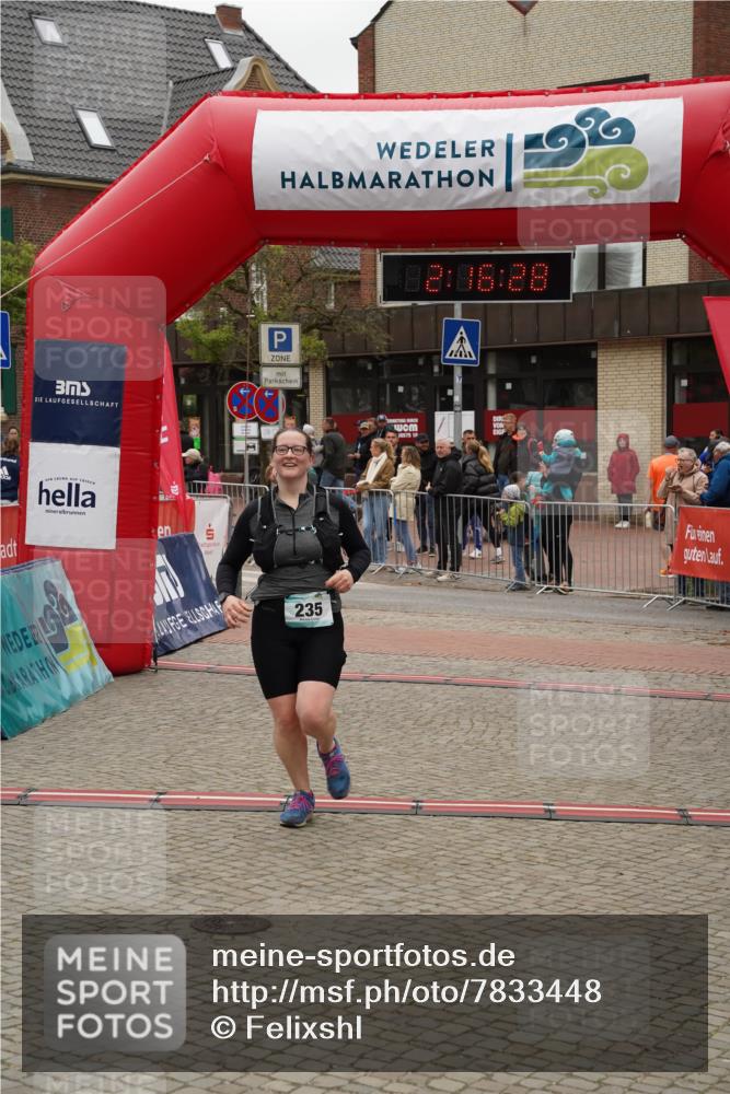04.05.2025 - 8. Wedeler Halbmarathon Felixshl http://msf.ph/oto/7833448 04.05.2025 12:16:26 Ziel 235 meine-sportfotos.de
