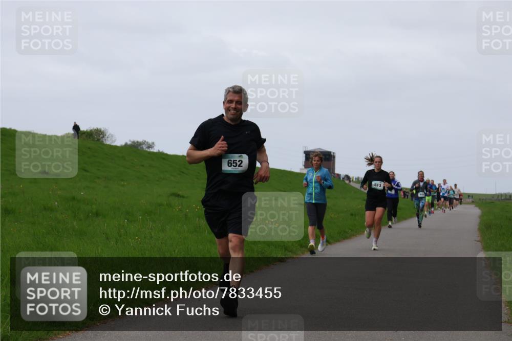 04.05.2025 - 8. Wedeler Halbmarathon Yannick Fuchs http://msf.ph/oto/7833455 04.05.2025 11:21:49 Laufen 652, 513 meine-sportfotos.de