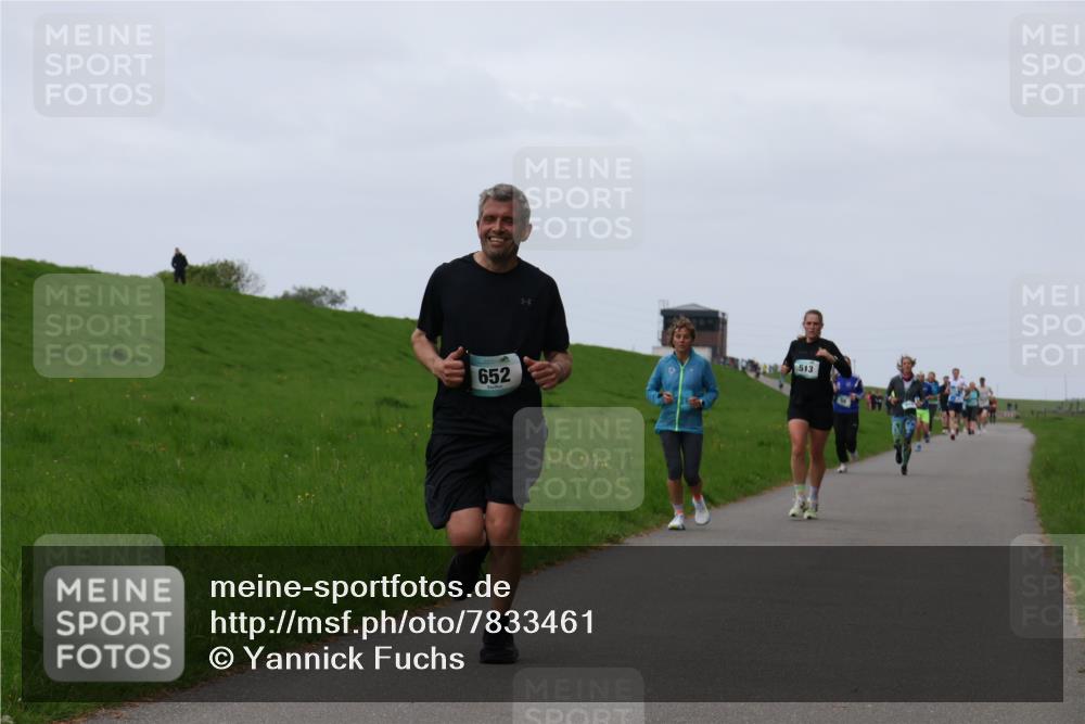 04.05.2025 - 8. Wedeler Halbmarathon Yannick Fuchs http://msf.ph/oto/7833461 04.05.2025 11:21:49 Laufen 513, 652 meine-sportfotos.de