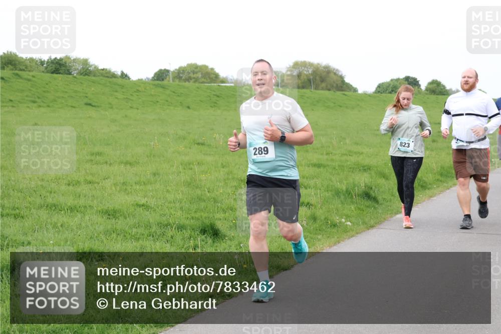 04.05.2025 - 8. Wedeler Halbmarathon Lena Gebhardt http://msf.ph/oto/7833462 04.05.2025 11:22:25 Laufen 289, 823 meine-sportfotos.de
