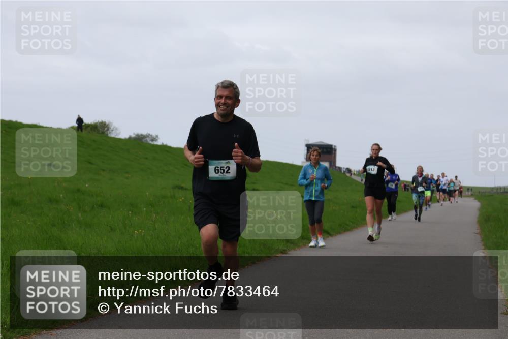 04.05.2025 - 8. Wedeler Halbmarathon Yannick Fuchs http://msf.ph/oto/7833464 04.05.2025 11:21:49 Laufen 652, 513 meine-sportfotos.de