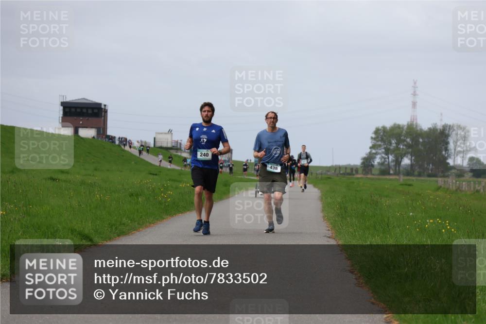 04.05.2025 - 8. Wedeler Halbmarathon Yannick Fuchs http://msf.ph/oto/7833502 04.05.2025 11:42:25 Laufen 240, 438 meine-sportfotos.de