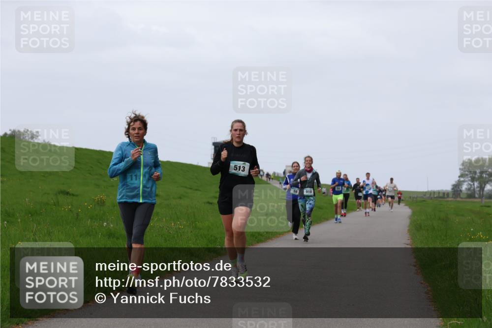 04.05.2025 - 8. Wedeler Halbmarathon Yannick Fuchs http://msf.ph/oto/7833532 04.05.2025 11:21:52 Laufen 513, 58, 910 meine-sportfotos.de