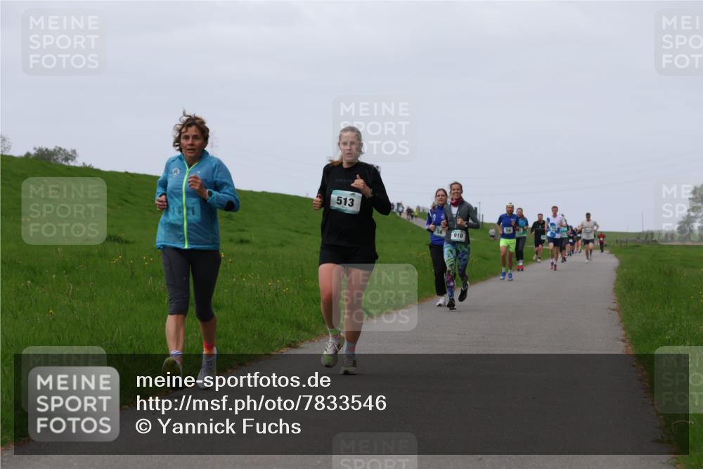 04.05.2025 - 8. Wedeler Halbmarathon Yannick Fuchs http://msf.ph/oto/7833546 04.05.2025 11:21:53 Laufen 513, 58, 910 meine-sportfotos.de