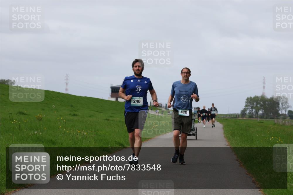 04.05.2025 - 8. Wedeler Halbmarathon Yannick Fuchs http://msf.ph/oto/7833548 04.05.2025 11:42:31 Laufen 240, 438 meine-sportfotos.de