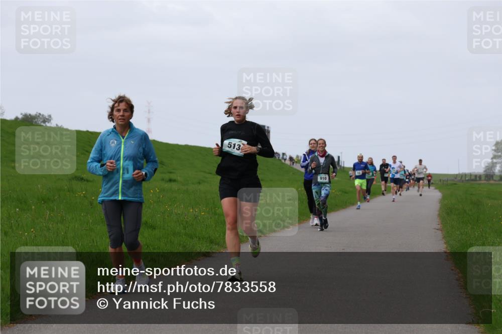 04.05.2025 - 8. Wedeler Halbmarathon Yannick Fuchs http://msf.ph/oto/7833558 04.05.2025 11:21:53 Laufen 513, 910 meine-sportfotos.de