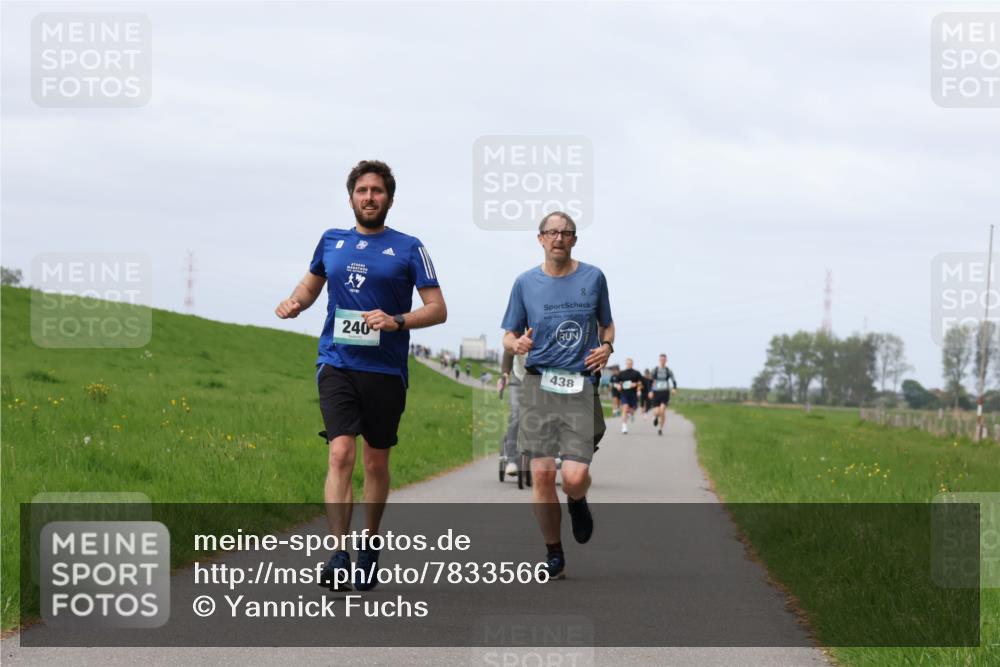 04.05.2025 - 8. Wedeler Halbmarathon Yannick Fuchs http://msf.ph/oto/7833566 04.05.2025 11:42:32 Laufen 240, 8, 438 meine-sportfotos.de