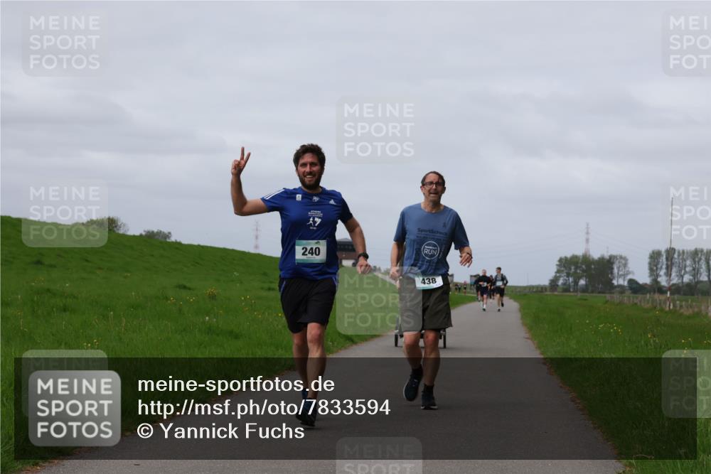 04.05.2025 - 8. Wedeler Halbmarathon Yannick Fuchs http://msf.ph/oto/7833594 04.05.2025 11:42:33 Laufen 240, 438 meine-sportfotos.de