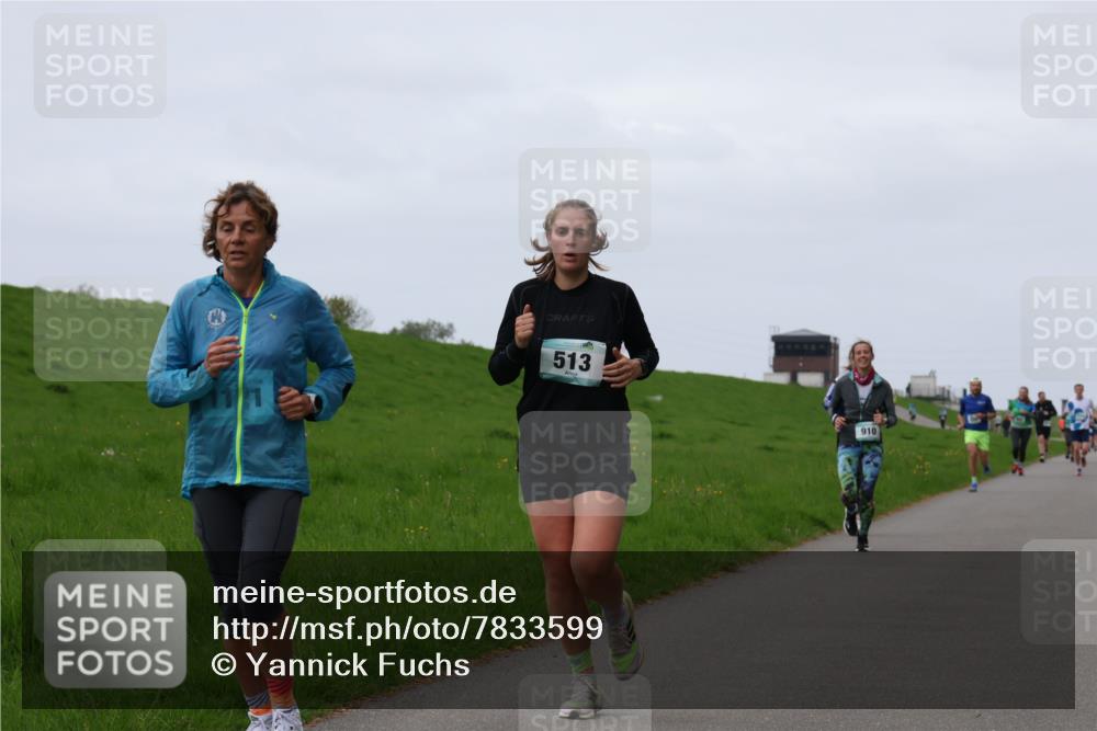04.05.2025 - 8. Wedeler Halbmarathon Yannick Fuchs http://msf.ph/oto/7833599 04.05.2025 11:21:55 Laufen 513, 910 meine-sportfotos.de