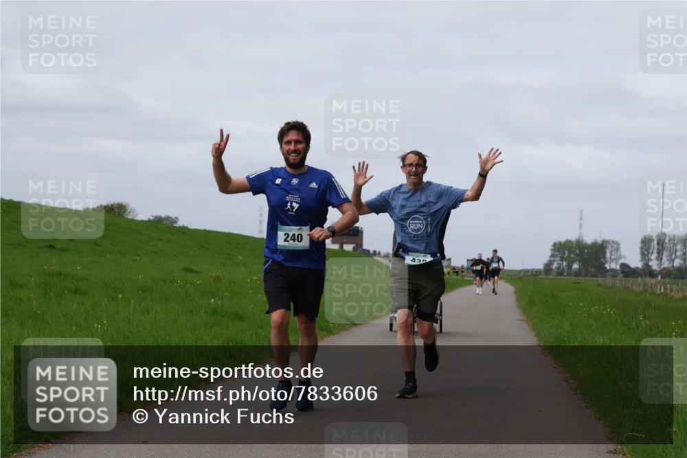 04.05.2025 - 8. Wedeler Halbmarathon Yannick Fuchs http://msf.ph/oto/7833606 04.05.2025 11:42:33 Laufen 240, 43 meine-sportfotos.de