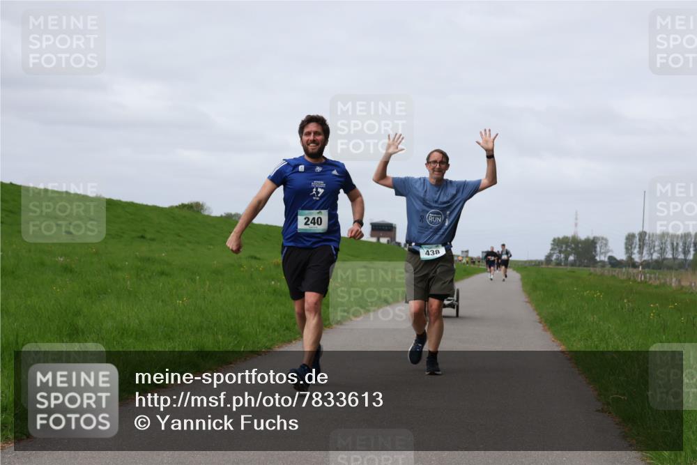 04.05.2025 - 8. Wedeler Halbmarathon Yannick Fuchs http://msf.ph/oto/7833613 04.05.2025 11:42:33 Laufen 240, 438 meine-sportfotos.de