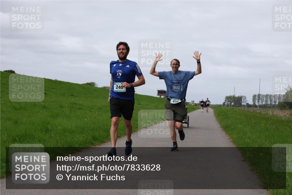 04.05.2025 - 8. Wedeler Halbmarathon Yannick Fuchs http://msf.ph/oto/7833628 04.05.2025 11:42:34 Laufen 240, 439 meine-sportfotos.de