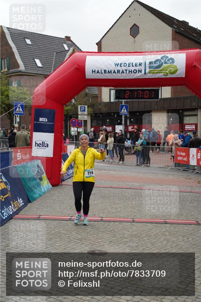 04.05.2025 - 8. Wedeler Halbmarathon Felixshl http://msf.ph/oto/7833709 04.05.2025 12:16:59 Ziel 716 meine-sportfotos.de