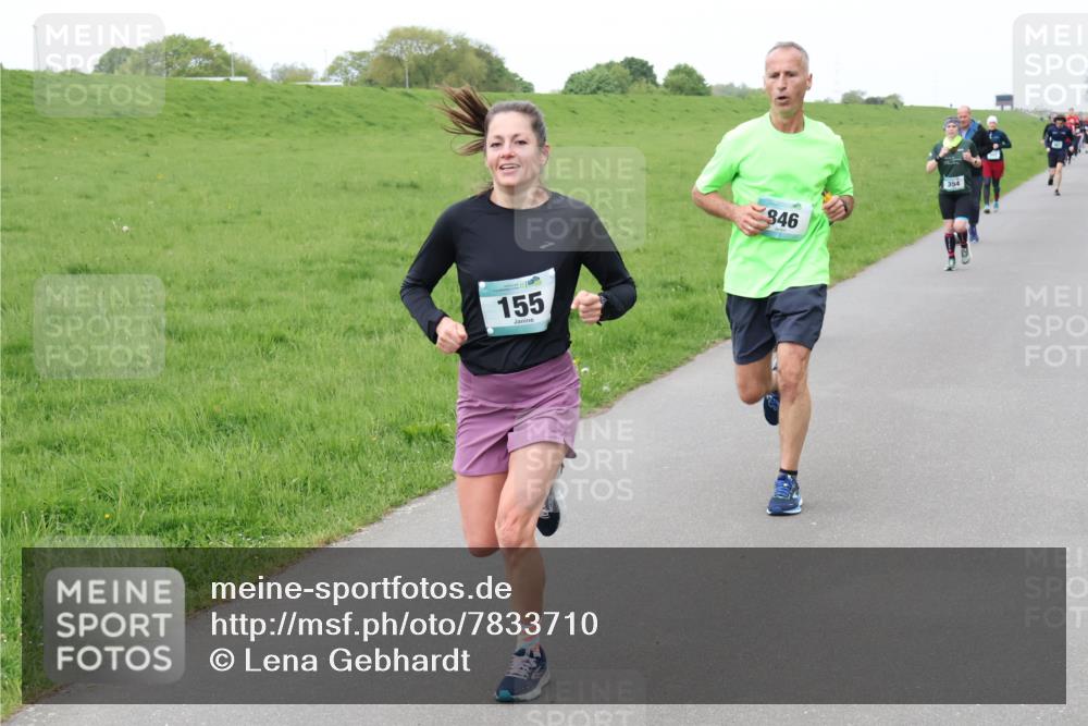 04.05.2025 - 8. Wedeler Halbmarathon Lena Gebhardt http://msf.ph/oto/7833710 04.05.2025 11:22:57 Laufen 155, 846, 354 meine-sportfotos.de