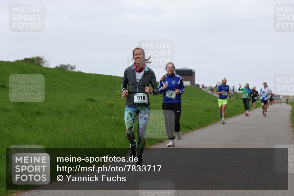 04.05.2025 - 8. Wedeler Halbmarathon Yannick Fuchs http://msf.ph/oto/7833717 04.05.2025 11:21:59 Laufen 910, 58 meine-sportfotos.de