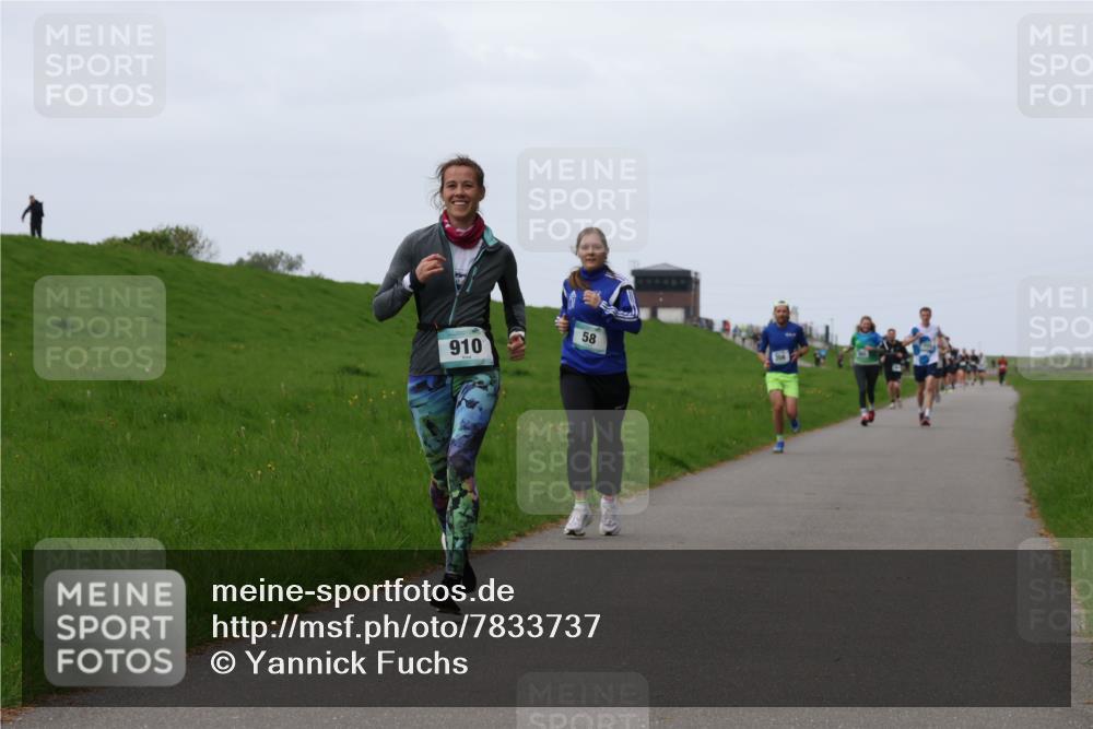 04.05.2025 - 8. Wedeler Halbmarathon Yannick Fuchs http://msf.ph/oto/7833737 04.05.2025 11:21:59 Laufen 910, 58 meine-sportfotos.de