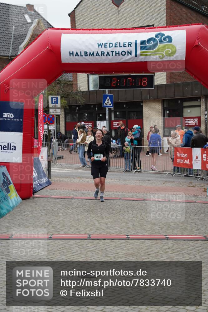 04.05.2025 - 8. Wedeler Halbmarathon Felixshl http://msf.ph/oto/7833740 04.05.2025 12:17:16 Ziel 439 meine-sportfotos.de