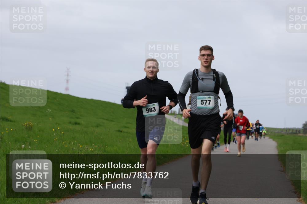 04.05.2025 - 8. Wedeler Halbmarathon Yannick Fuchs http://msf.ph/oto/7833762 04.05.2025 11:42:50 Laufen 983, 577 meine-sportfotos.de