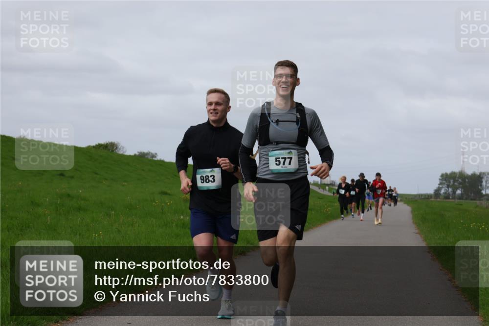 04.05.2025 - 8. Wedeler Halbmarathon Yannick Fuchs http://msf.ph/oto/7833800 04.05.2025 11:42:52 Laufen 983, 577 meine-sportfotos.de