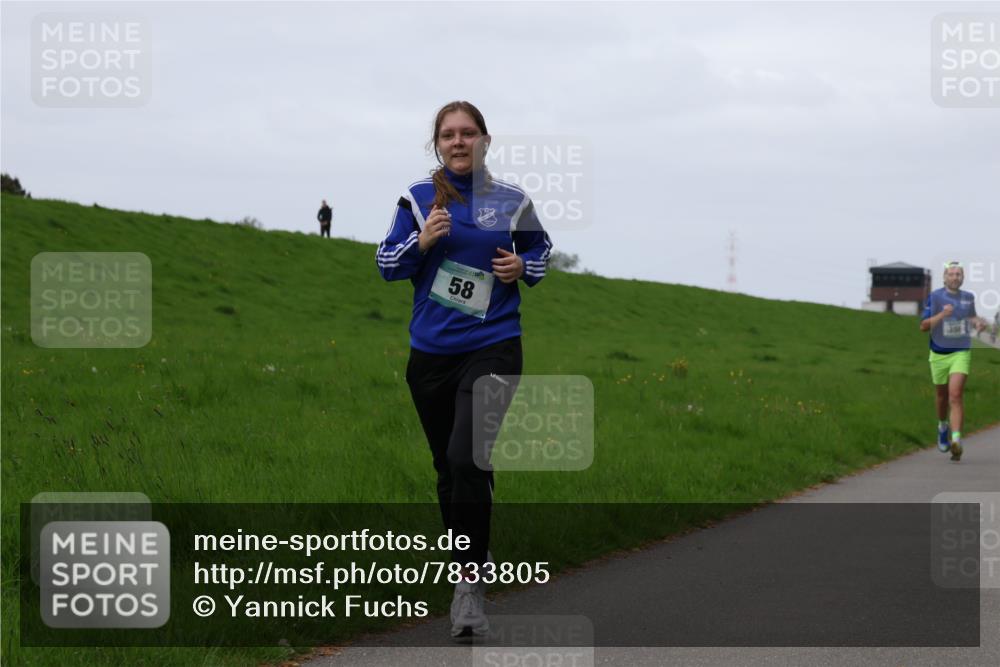 04.05.2025 - 8. Wedeler Halbmarathon Yannick Fuchs http://msf.ph/oto/7833805 04.05.2025 11:22:02 Laufen 58, 356 meine-sportfotos.de