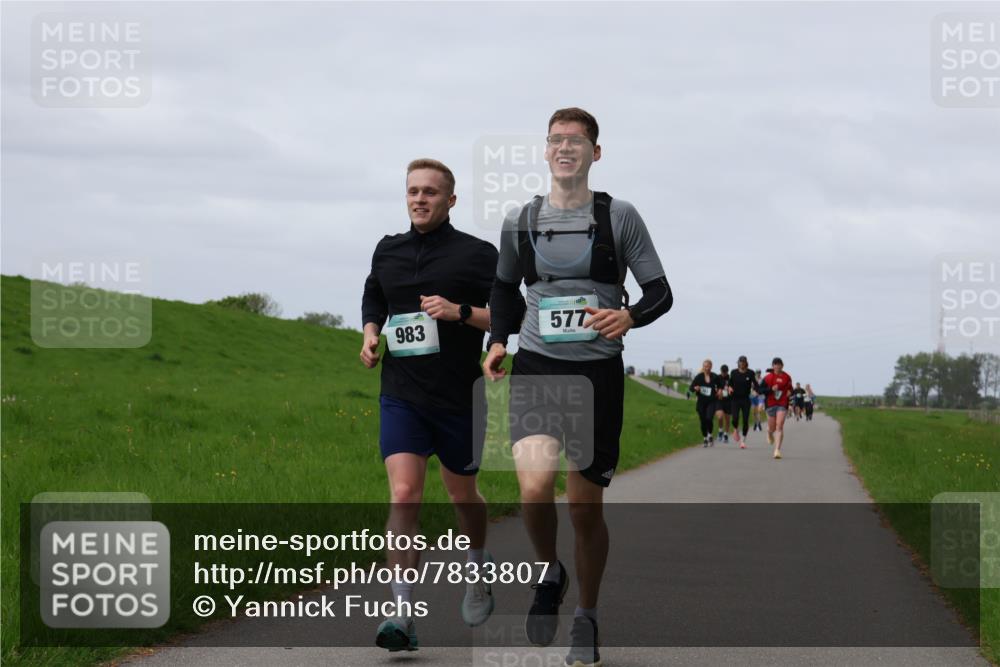 04.05.2025 - 8. Wedeler Halbmarathon Yannick Fuchs http://msf.ph/oto/7833807 04.05.2025 11:42:52 Laufen 983, 577 meine-sportfotos.de