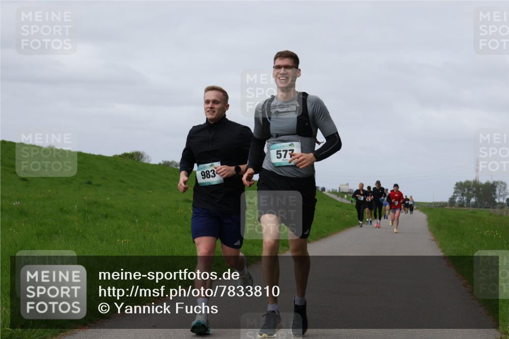 04.05.2025 - 8. Wedeler Halbmarathon Yannick Fuchs http://msf.ph/oto/7833810 04.05.2025 11:42:52 Laufen 983, 577 meine-sportfotos.de