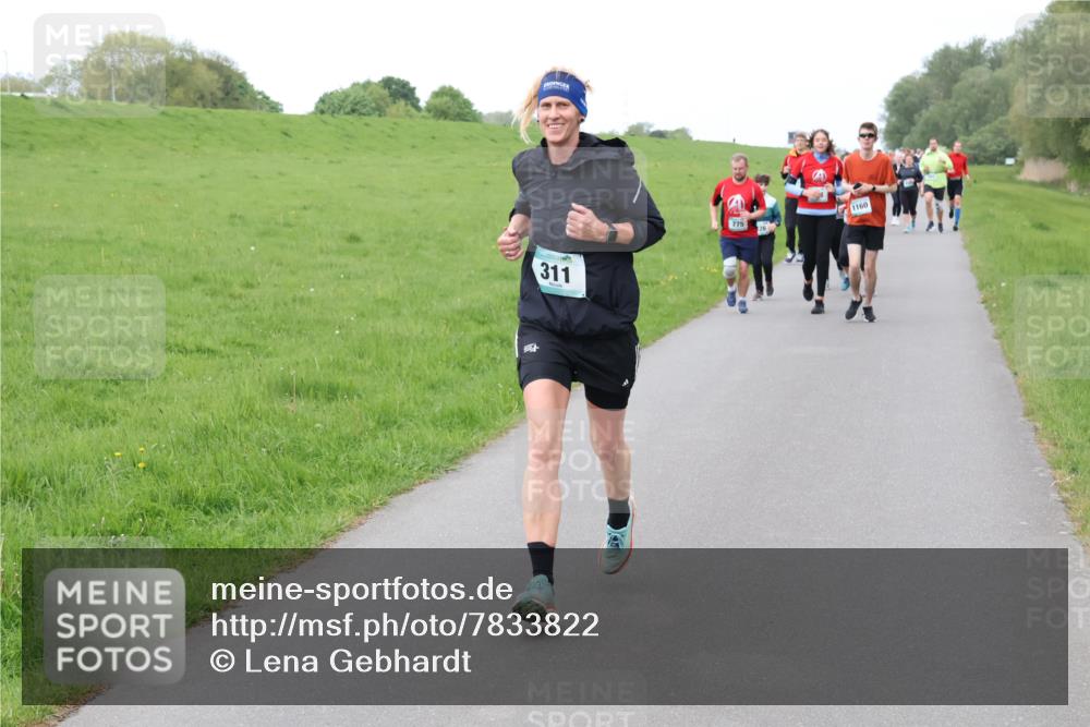 04.05.2025 - 8. Wedeler Halbmarathon Lena Gebhardt http://msf.ph/oto/7833822 04.05.2025 11:23:11 Laufen 311, 775, 1160 meine-sportfotos.de