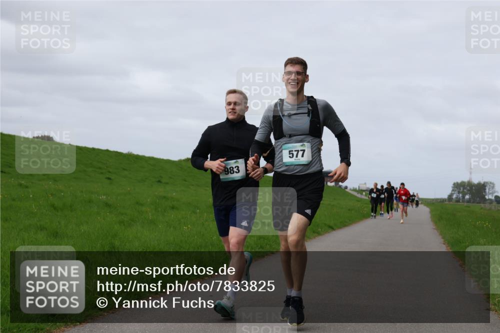 04.05.2025 - 8. Wedeler Halbmarathon Yannick Fuchs http://msf.ph/oto/7833825 04.05.2025 11:42:53 Laufen 577, 983 meine-sportfotos.de