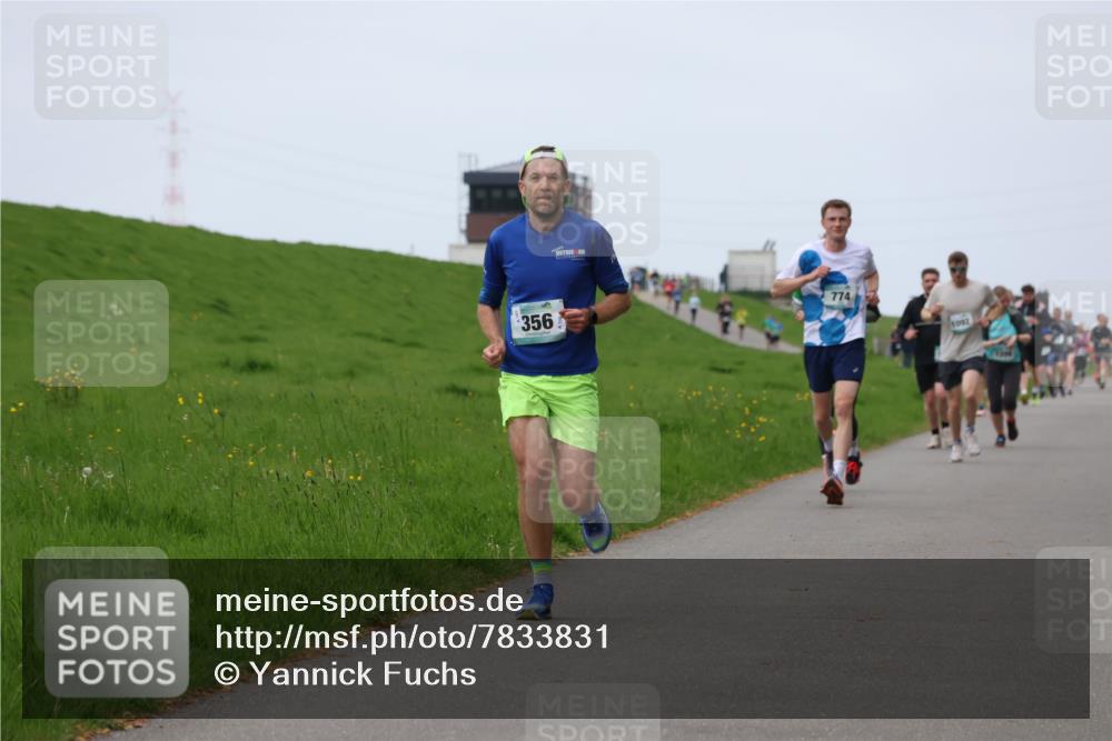04.05.2025 - 8. Wedeler Halbmarathon Yannick Fuchs http://msf.ph/oto/7833831 04.05.2025 11:22:03 Laufen 356, 774, 1092 meine-sportfotos.de