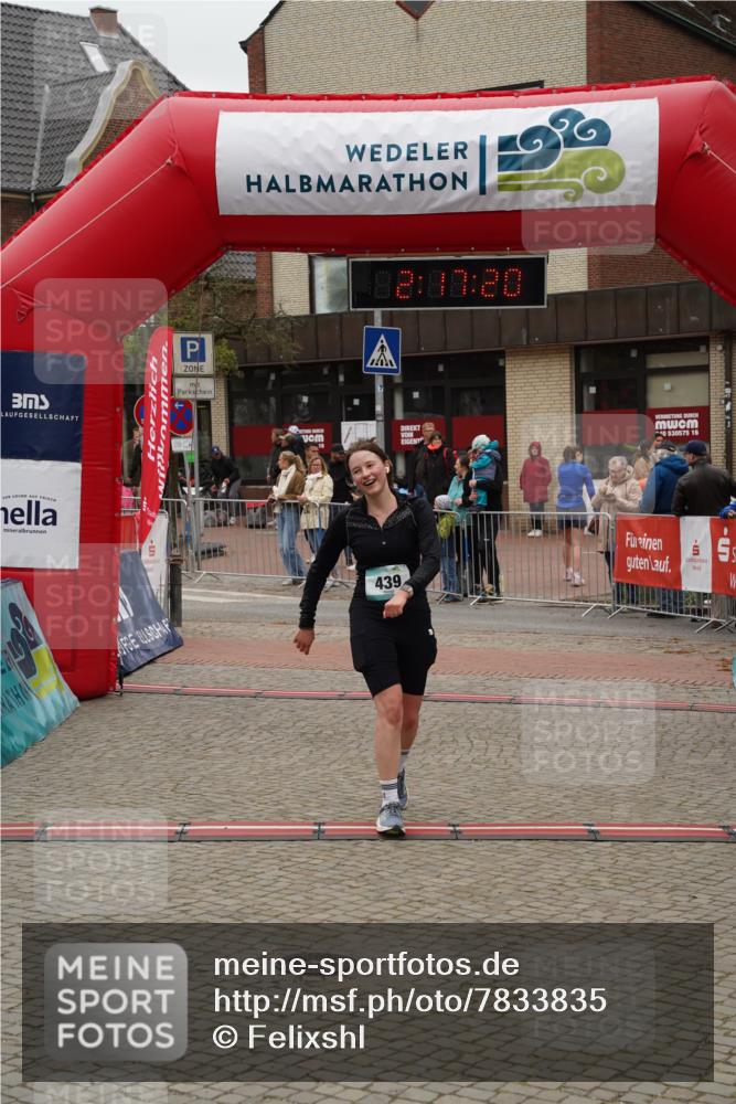 04.05.2025 - 8. Wedeler Halbmarathon Felixshl http://msf.ph/oto/7833835 04.05.2025 12:17:18 Ziel 439 meine-sportfotos.de