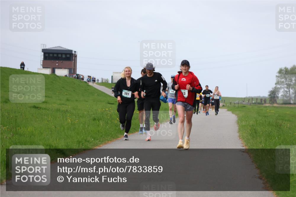 04.05.2025 - 8. Wedeler Halbmarathon Yannick Fuchs http://msf.ph/oto/7833859 04.05.2025 11:42:55 Laufen 381, 248, 3 meine-sportfotos.de