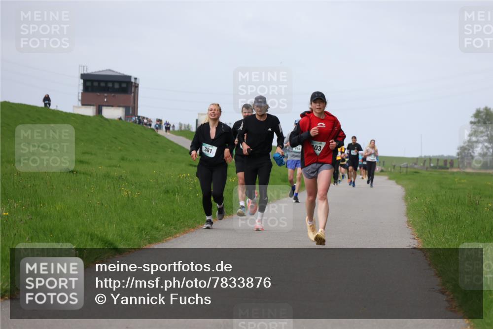 04.05.2025 - 8. Wedeler Halbmarathon Yannick Fuchs http://msf.ph/oto/7833876 04.05.2025 11:42:55 Laufen 381, 248, 03 meine-sportfotos.de