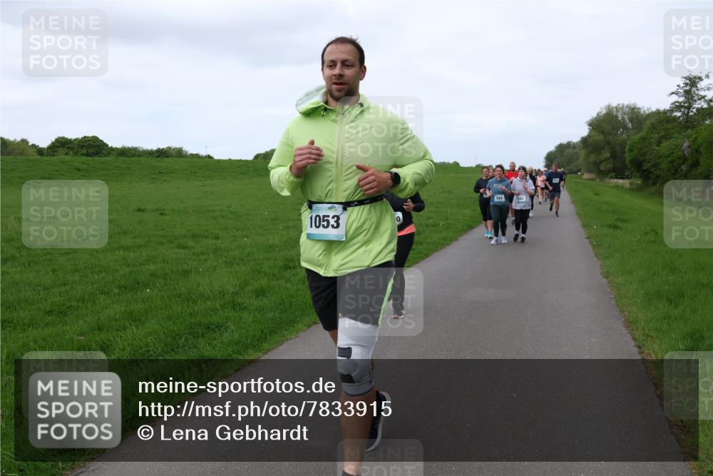 04.05.2025 - 8. Wedeler Halbmarathon Lena Gebhardt http://msf.ph/oto/7833915 04.05.2025 11:23:22 Laufen 1053, 0, 594 meine-sportfotos.de