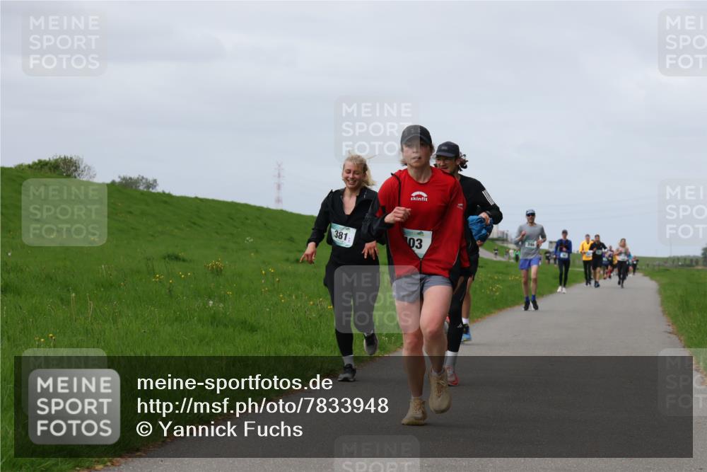 04.05.2025 - 8. Wedeler Halbmarathon Yannick Fuchs http://msf.ph/oto/7833948 04.05.2025 11:43:02 Laufen 381, 03, 248 meine-sportfotos.de