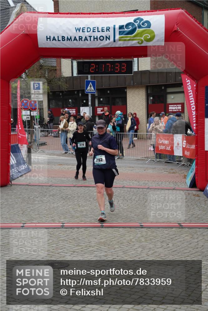 04.05.2025 - 8. Wedeler Halbmarathon Felixshl http://msf.ph/oto/7833959 04.05.2025 12:17:31 Ziel 278, 792 meine-sportfotos.de