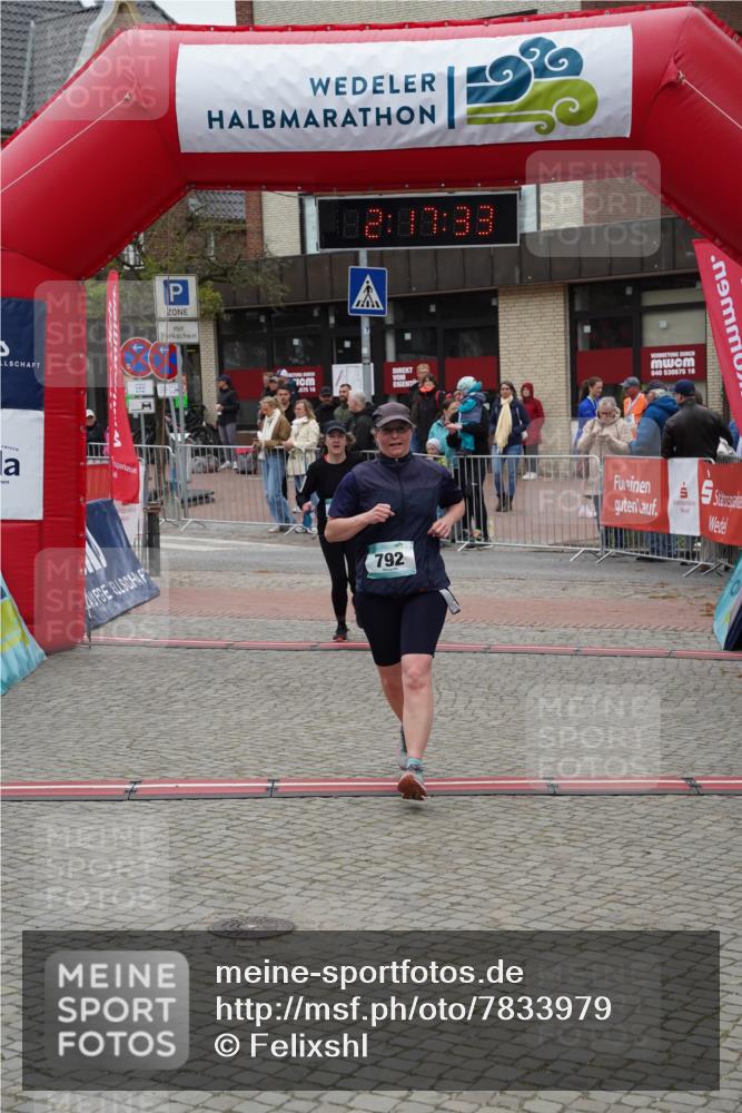 04.05.2025 - 8. Wedeler Halbmarathon Felixshl http://msf.ph/oto/7833979 04.05.2025 12:17:31 Ziel 278, 792 meine-sportfotos.de