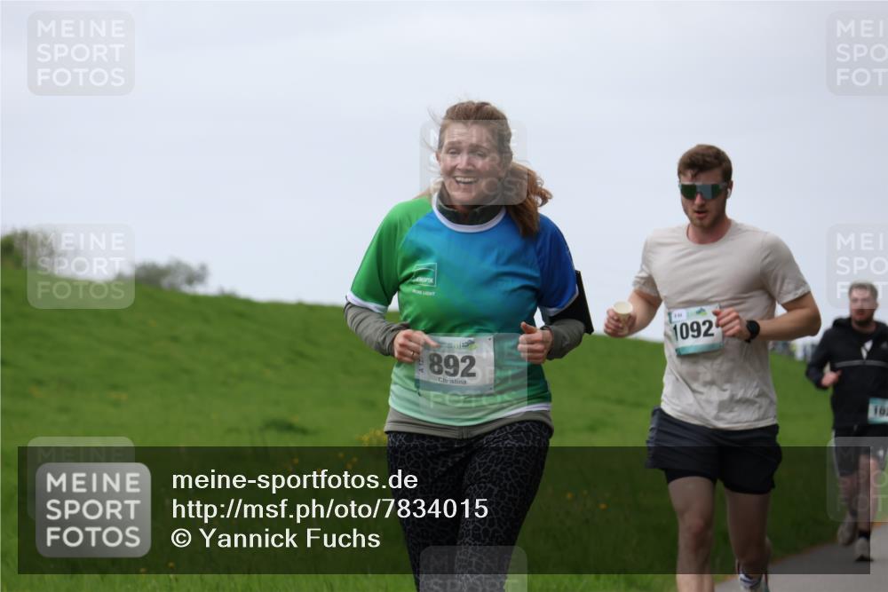 04.05.2025 - 8. Wedeler Halbmarathon Yannick Fuchs http://msf.ph/oto/7834015 04.05.2025 11:22:15 Laufen 892, 1092, 162 meine-sportfotos.de
