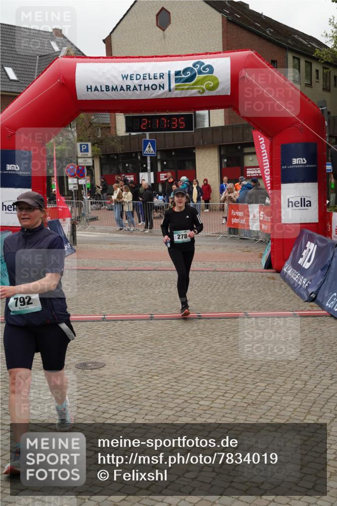 04.05.2025 - 8. Wedeler Halbmarathon Felixshl http://msf.ph/oto/7834019 04.05.2025 12:17:33 Ziel 278, 792 meine-sportfotos.de
