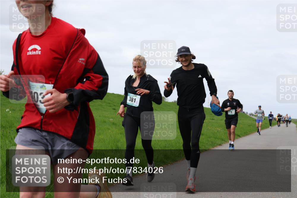 04.05.2025 - 8. Wedeler Halbmarathon Yannick Fuchs http://msf.ph/oto/7834026 04.05.2025 11:43:05 Laufen 03, 381 meine-sportfotos.de