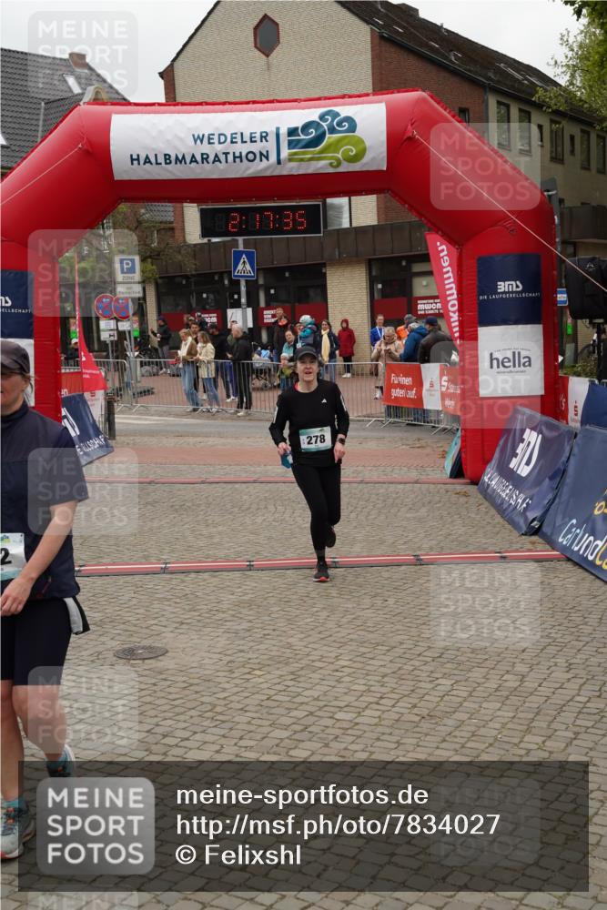 04.05.2025 - 8. Wedeler Halbmarathon Felixshl http://msf.ph/oto/7834027 04.05.2025 12:17:33 Ziel 278, 792 meine-sportfotos.de
