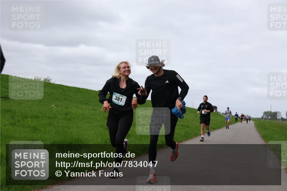 04.05.2025 - 8. Wedeler Halbmarathon Yannick Fuchs http://msf.ph/oto/7834047 04.05.2025 11:43:06 Laufen 381 meine-sportfotos.de