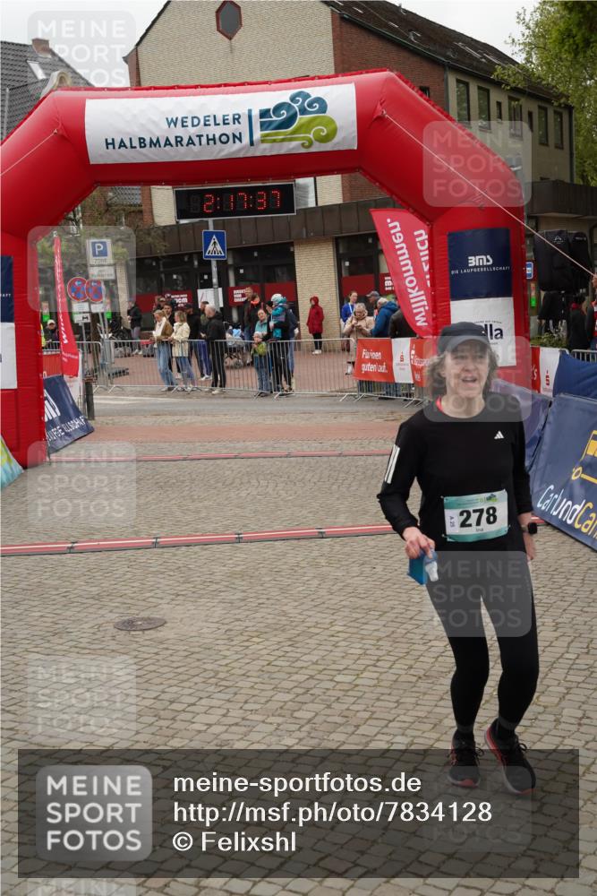04.05.2025 - 8. Wedeler Halbmarathon Felixshl http://msf.ph/oto/7834128 04.05.2025 12:17:35 Ziel 278, 792 meine-sportfotos.de