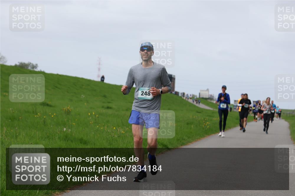 04.05.2025 - 8. Wedeler Halbmarathon Yannick Fuchs http://msf.ph/oto/7834184 04.05.2025 11:43:11 Laufen 248 meine-sportfotos.de